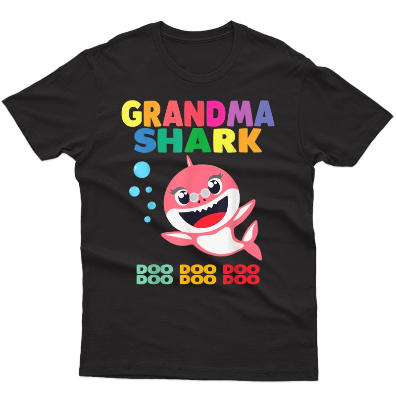 Grandma Shark Shirt Doo Doo Halloween Costume Christmas Gift T-shirt